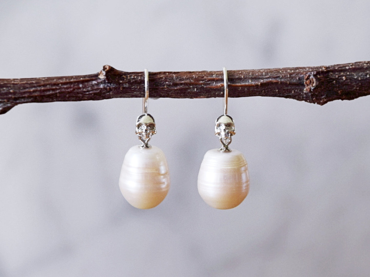 Skull Pearl Earrings