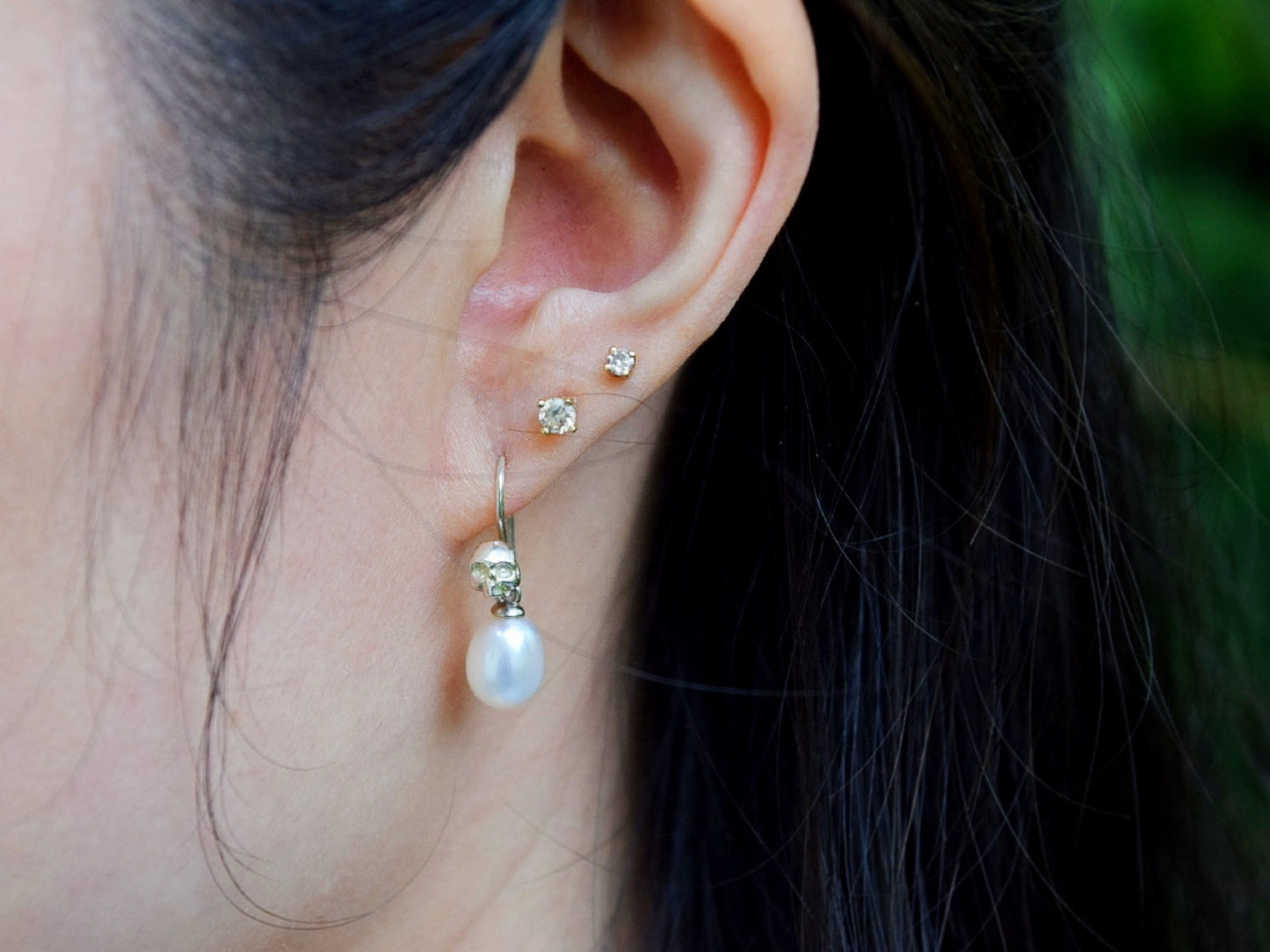 Skull Pearl Earrings