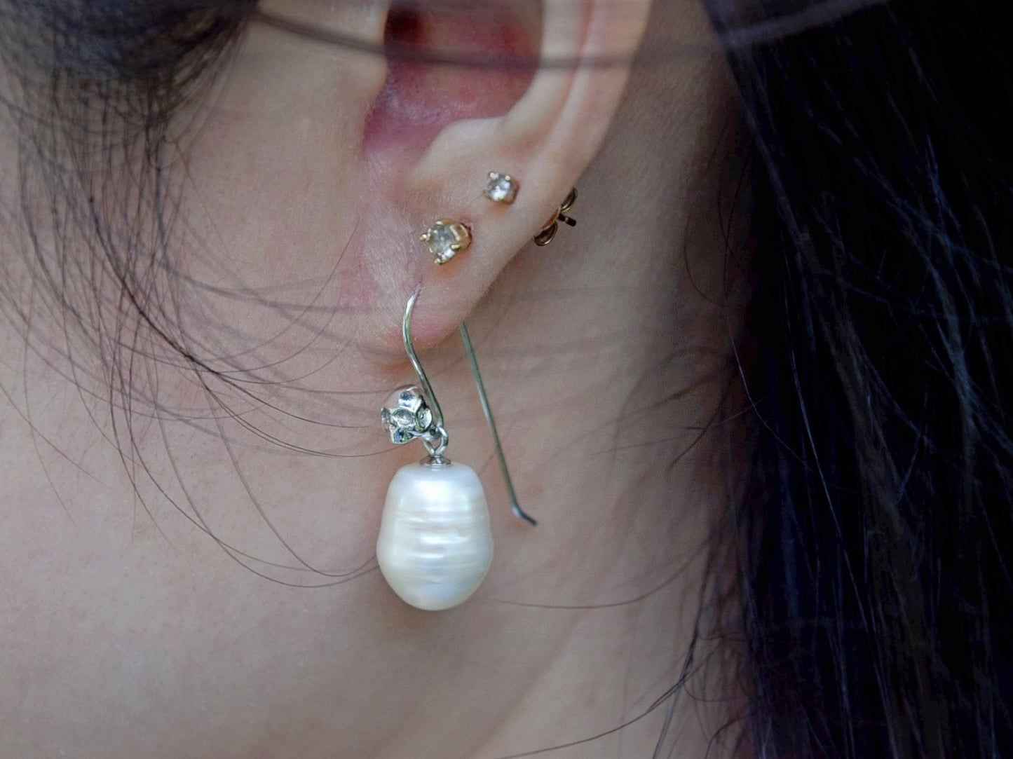 Skull Pearl Earrings