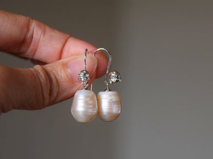 Skull Pearl Earrings