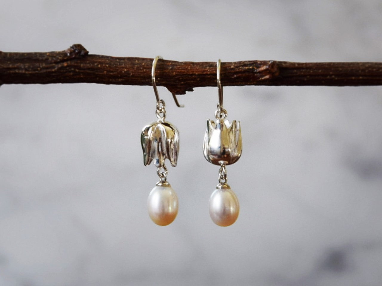 Tulip Pearl Earrings