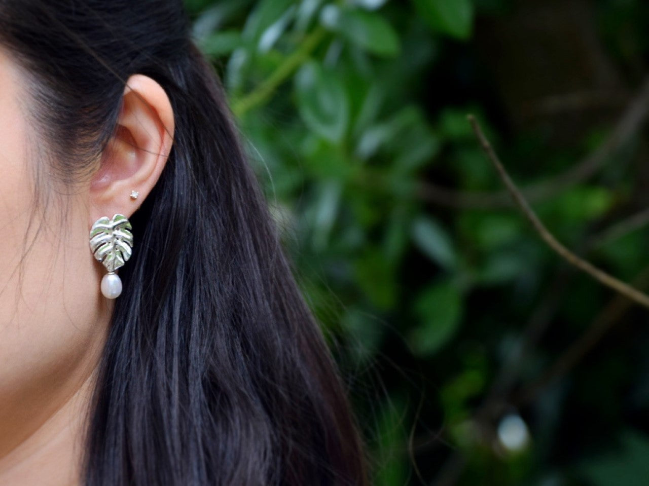 Monstera Deliciosa Pearl Earrings