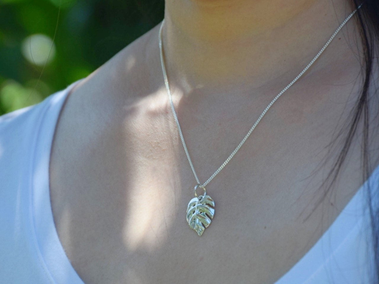 Monstera Deliciosa Pendant