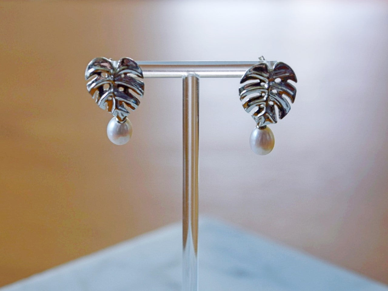 Monstera Deliciosa Pearl Earrings