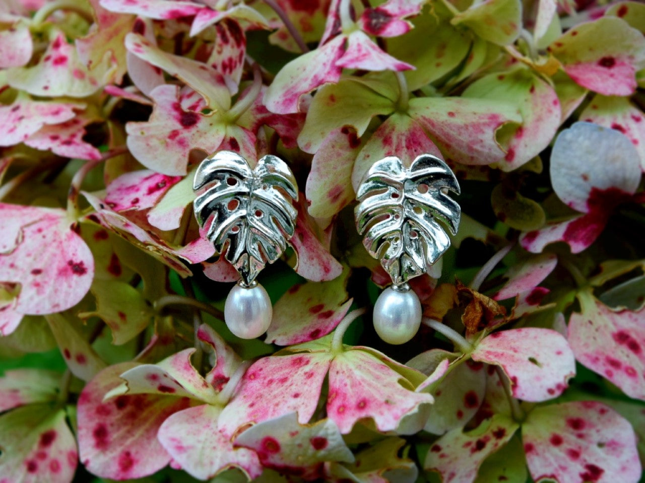 Monstera Deliciosa Pearl Earrings